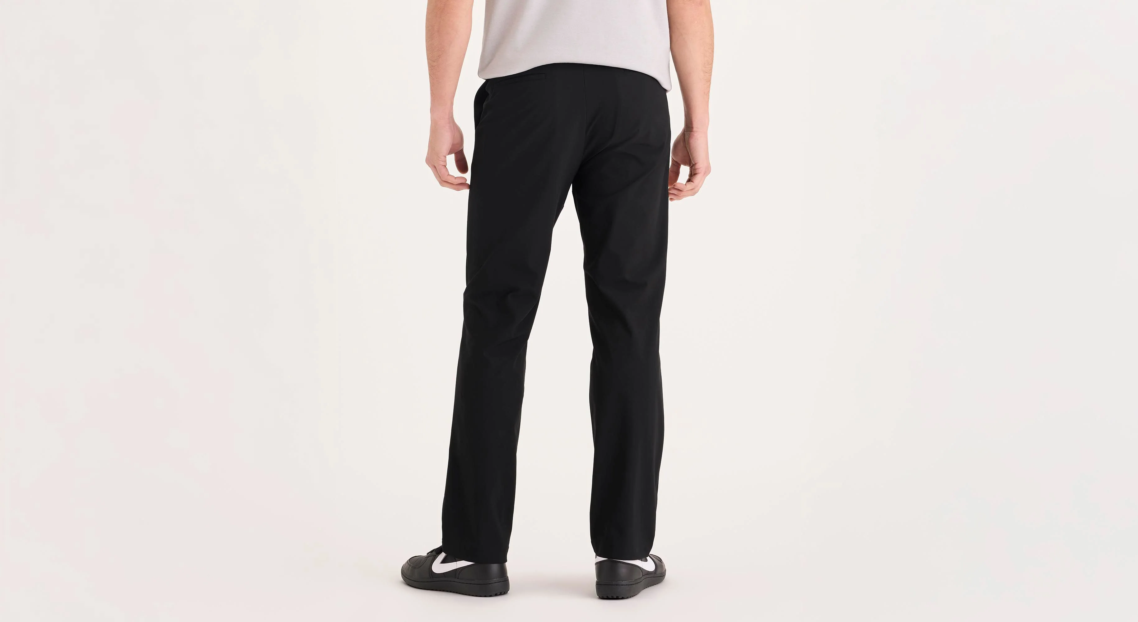 Go Airweave Chino, Straight Fit - Image 4