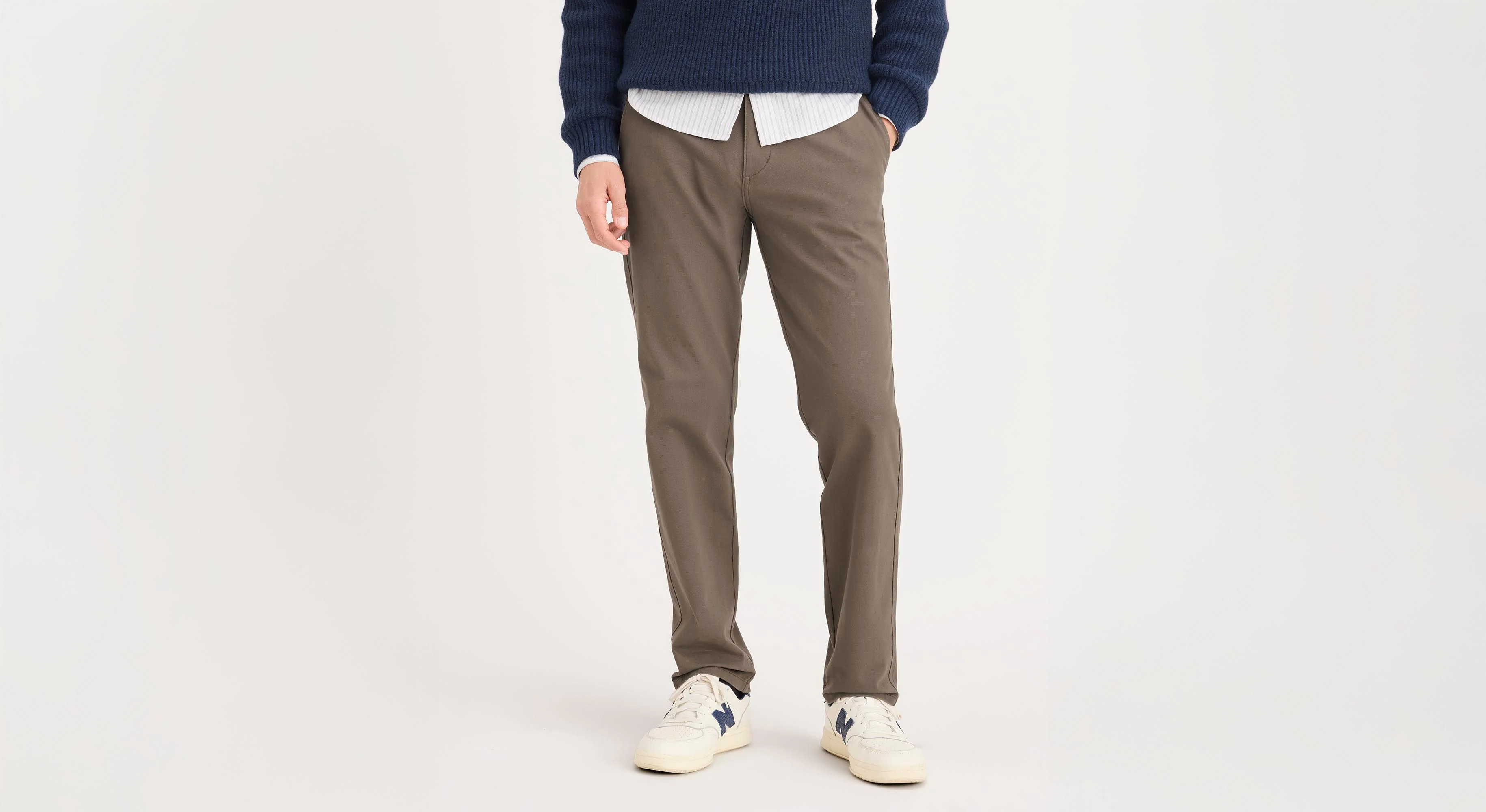 Ultimate Chinos, Slim Fit - Image 2