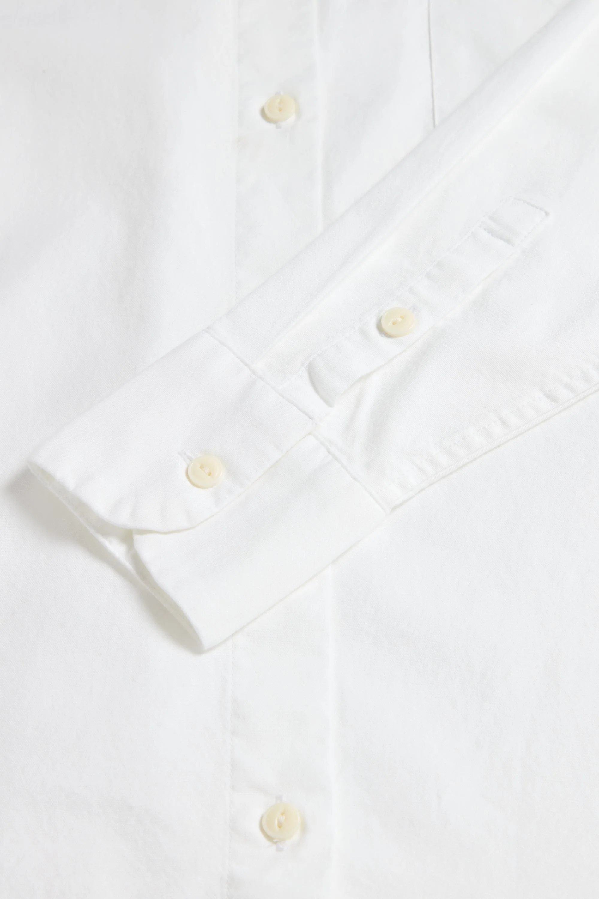 Women's Shirt, Relaxed Fit - Image 5